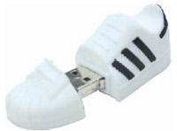 アディダスオリジナルスSSスニーカー型USBメモリ